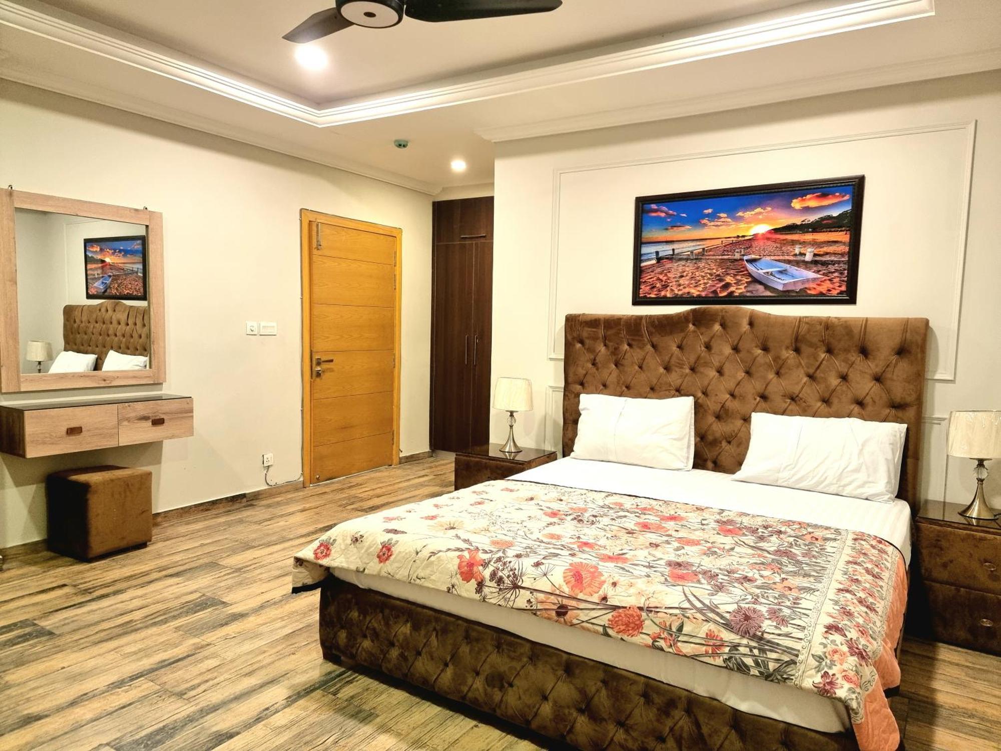 The Millenial Apartments & Suites Bahria Town Rawalpindi Quarto foto